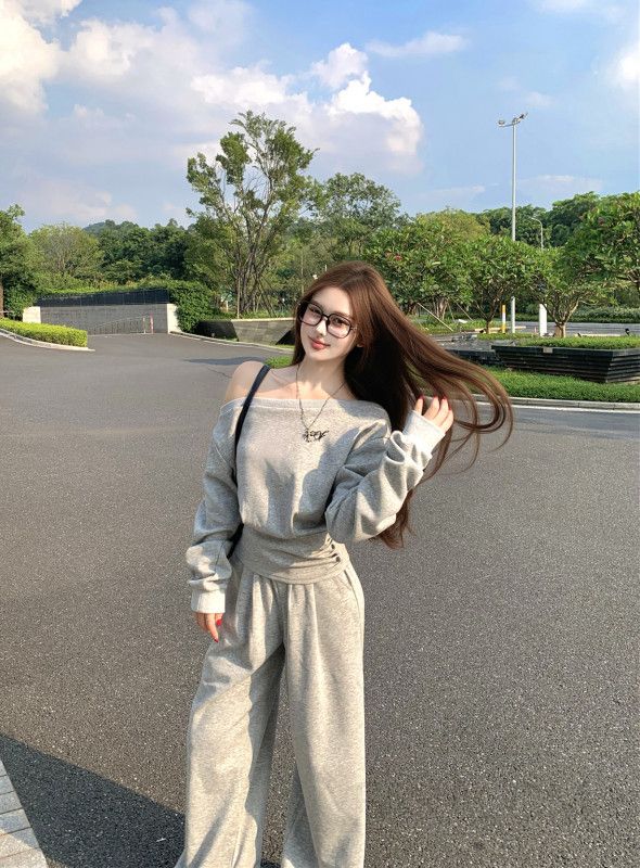 가을 겨울 여성 스포츠 캐주얼 슈트 세트 허리에 딱 맞는 오프숄더 탑과 캐주얼 팬츠 운동용 피트니스 홈 트레이닝용 스타일리시한 디자인 - 상세 이미지 4