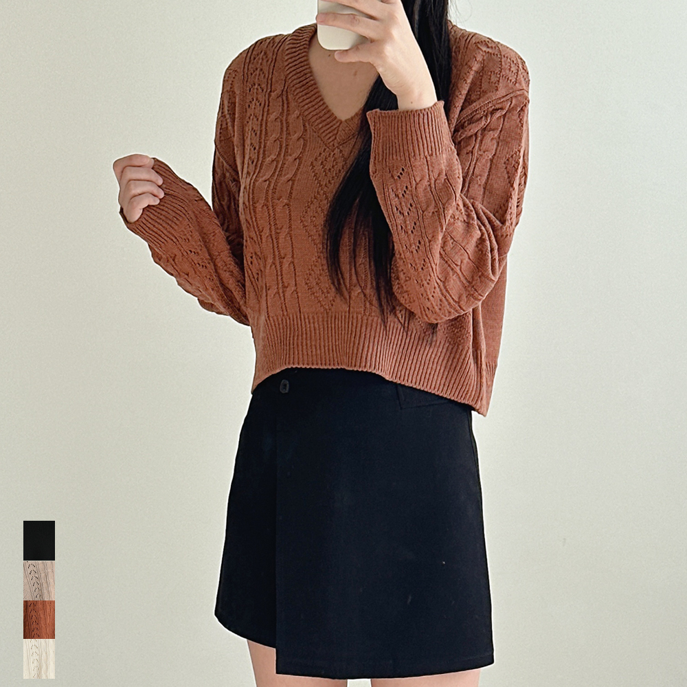 여성 펀칭니트 브이넥 크롭 꽈배기 국내생산 블랙 베이지 브라운 아이보리 가을 간절기 - 상품 이미지