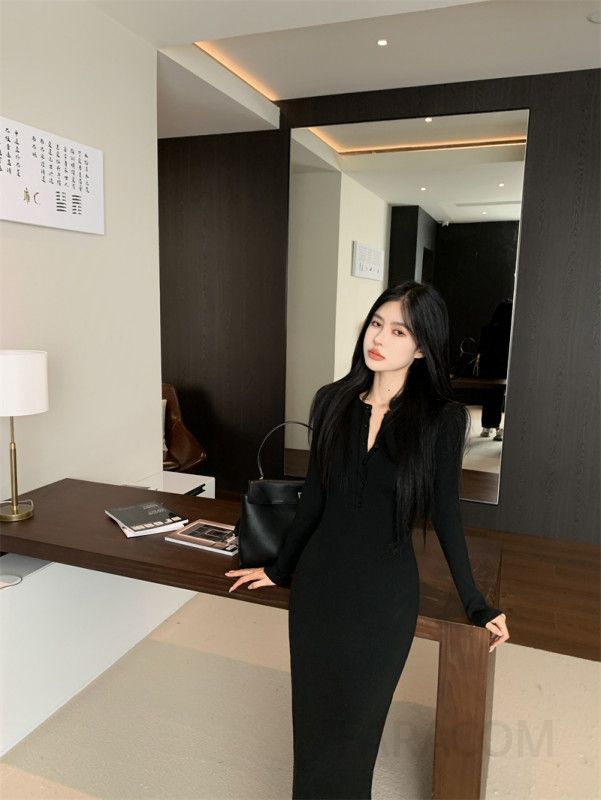 가을 겨울 레이어드 스트라이프 긴팔 니트 원피스 여성용 슬림핏 데일리룩 따뜻한 착용감 편안한 외출 스타일 트렌디한 디자인 - 상세 이미지 5