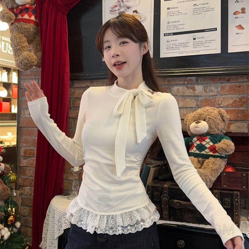레이스 스플라이싱 가을 여성 긴팔 블라우스 루즈핏 레이온 소재로 편안한 착용감의 캐주얼 스타일 데일리 아이템 - 메인 이미지