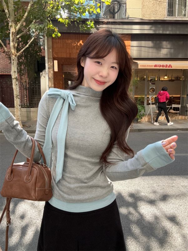여성 하이 칼라 롱 슬리브 티셔츠 가을 겨울용 레이스업 디자인 니트탑 스타일리시한 이너웨어 데일리룩 편안한 착용감 따뜻한 느낌의 캐주얼 - 상세 이미지 4