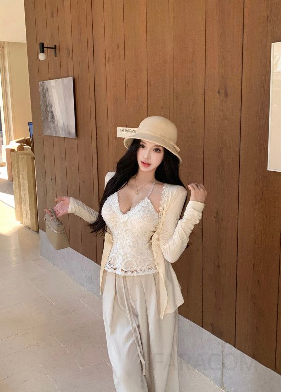 레이스 홀터넥 베스트와 자외선 차단 긴팔 가디건 포함 여성 캐주얼 와이드 팬츠 세트 초가을 공항룩 스타일 트렌디한 데일리 착용감 좋은 - 상세 이미지 3