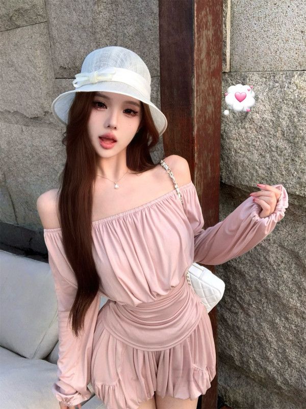 여성 초가을 밀크 레더 원숄더 티셔츠 반바지 투피스 세트 캐주얼 스타일 편안한 착용감 데일리룩 패션 아이템 - 상세 이미지 4