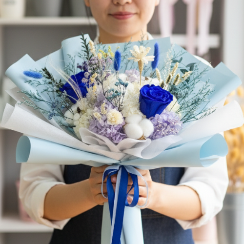 드라이플라워 프리저브드플라워 졸업식 꽃다발 미니 꽃선물 시들지않는꽃 파랑장미수국 - 메인 이미지