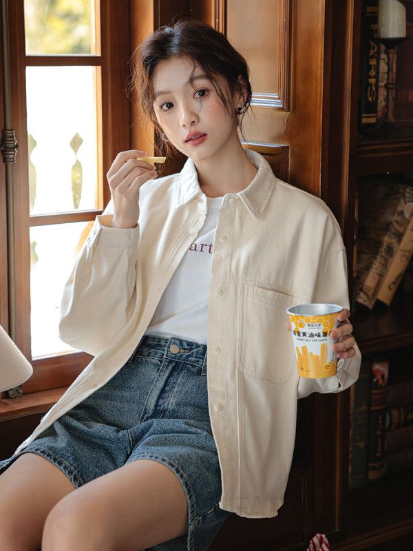 여성 데님 긴팔 셔츠 세련된 스타일로 올매치 가능한 가을 코튼 셔츠 레이어드하기 좋은 캐주얼룩 활용도 높은 편안한 착용감 - 상세 이미지 3