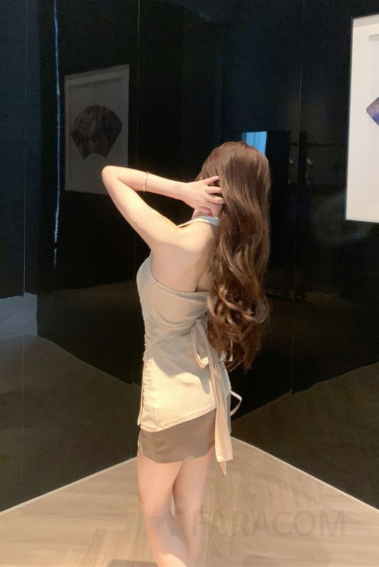 불규칙 플리츠 힙 스커트 여성 슬리밍 연출 탑 캐주얼룩 모던시크 스타일 편안한 착용감 좋은 시크한 디자인 이미지 6