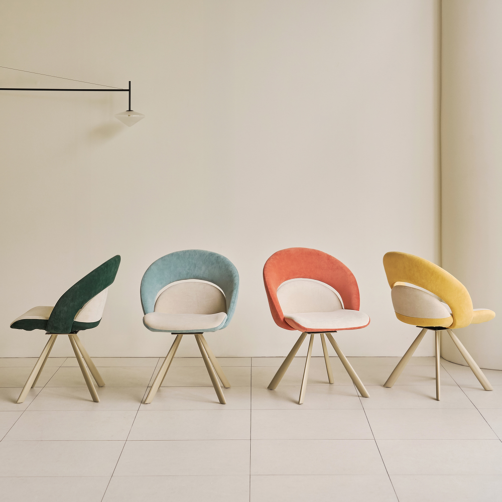 편한 인테리어 식탁 고급스러운 아쿠아텍스 방수 기능성 패브릭 디어 회전 의자