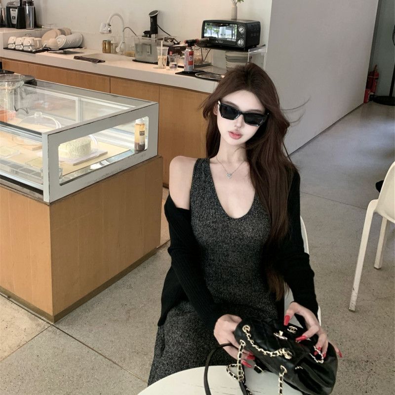 가을 슬림핏 V넥 니트 롱스커트 여성용 세련된 스타일 순면 가디건 포함 초가을 레이어드용 데일리룩 활용도 높은 원피스 추천 - 상세 이미지 5