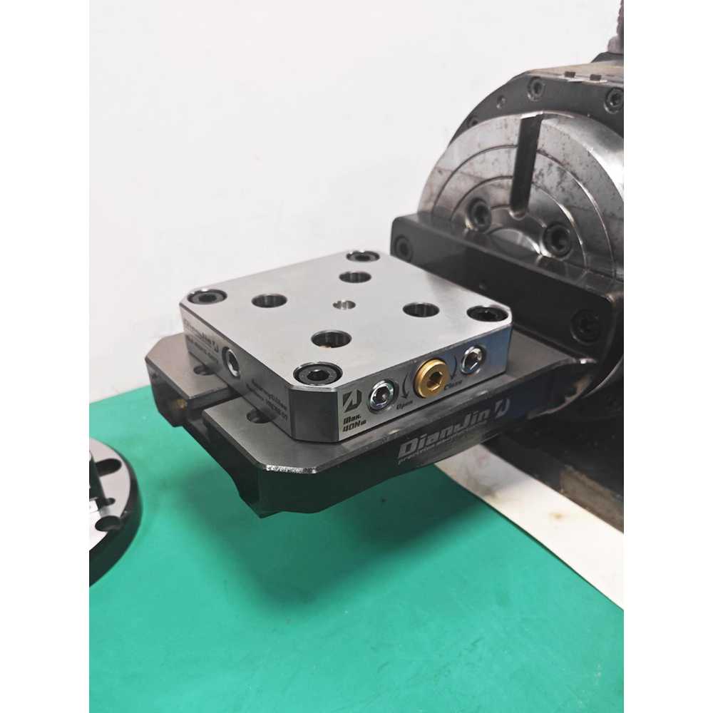 금속 작업용 동심 바이스 클램프 공작 정밀 고정기 DJ-70100-C63 (렌치 포함) - 상세 이미지 5