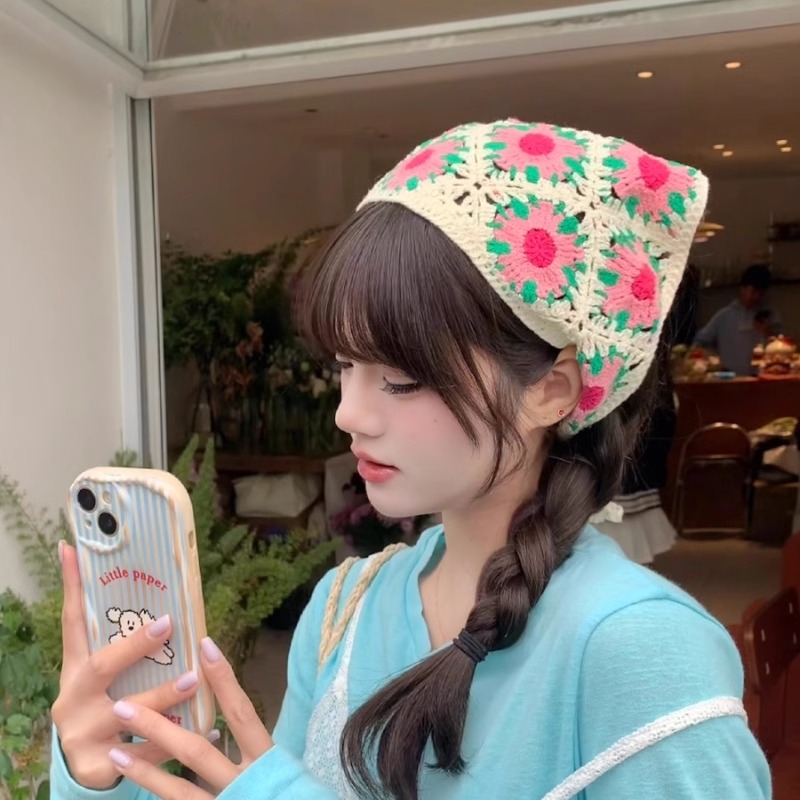삼각 헤어스카프 머리 터번 커치프 여성용 플라워 답례 헤드스카프 베이지색 헤어커치프 컬러풀 플라워 - 상세 이미지 4