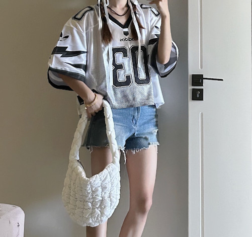 아디다스 우먼스 브이넥 크롭 반팔 티시츠 화이트 JX9216 - 상세 이미지 2