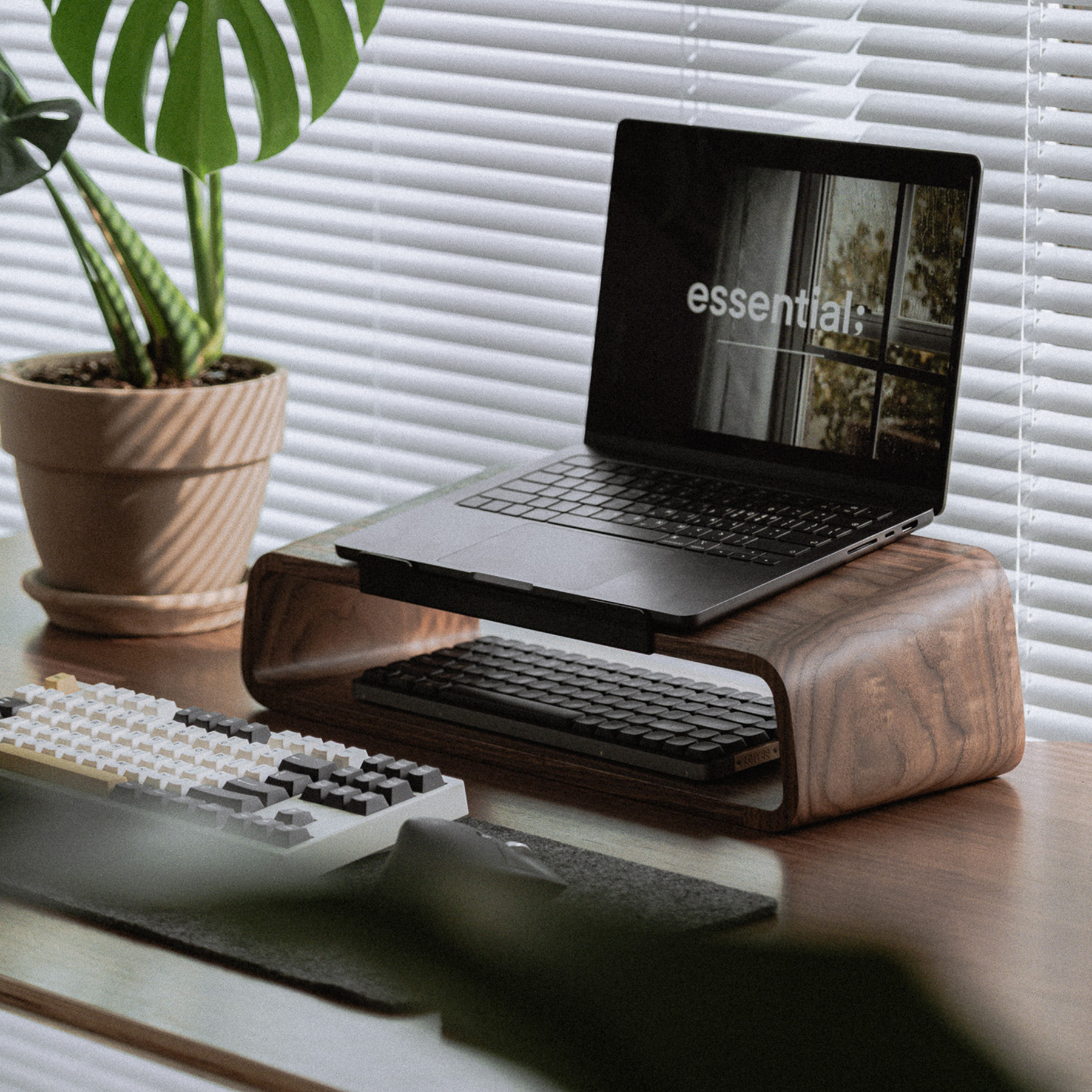 오롯이제작소 소담 미니멀 맥북 스탠드 데스크선반 W490 x D200 x H140, 1단, 월넛 - 상세 이미지 4