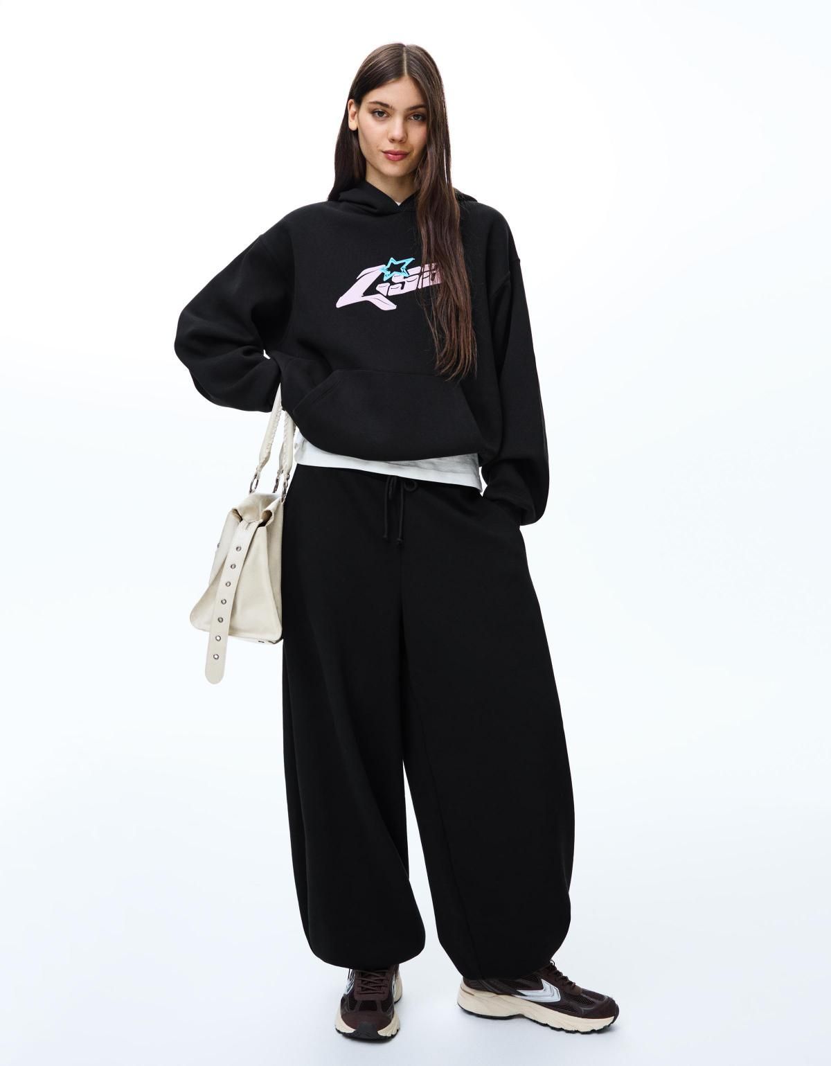 버쉬카 스트리트 레터링 블랙 후드티 7081/072 BLACK - 상세 이미지 4