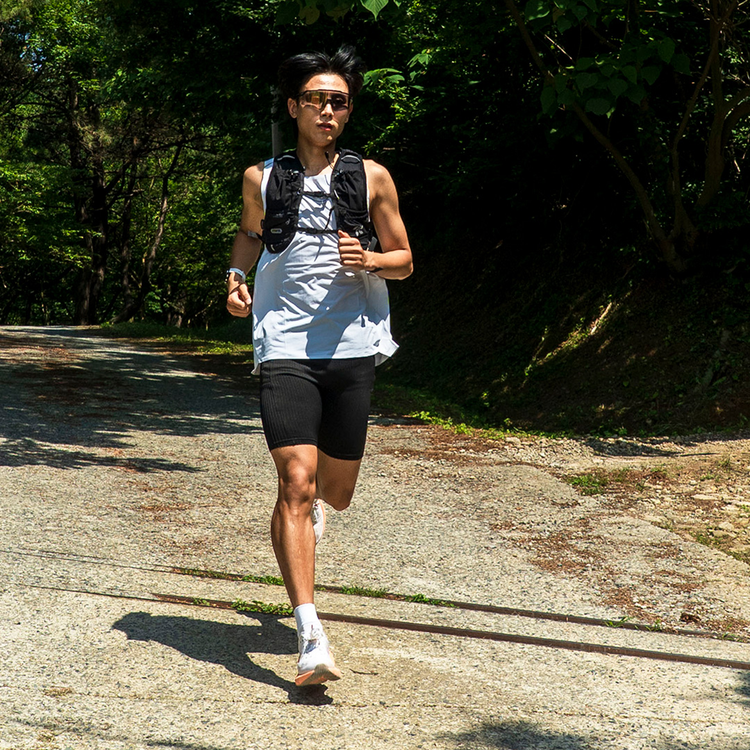 rnrn 러닝조끼 런닝 베스트 트레일 등산 마라톤 메쉬 이미지 4