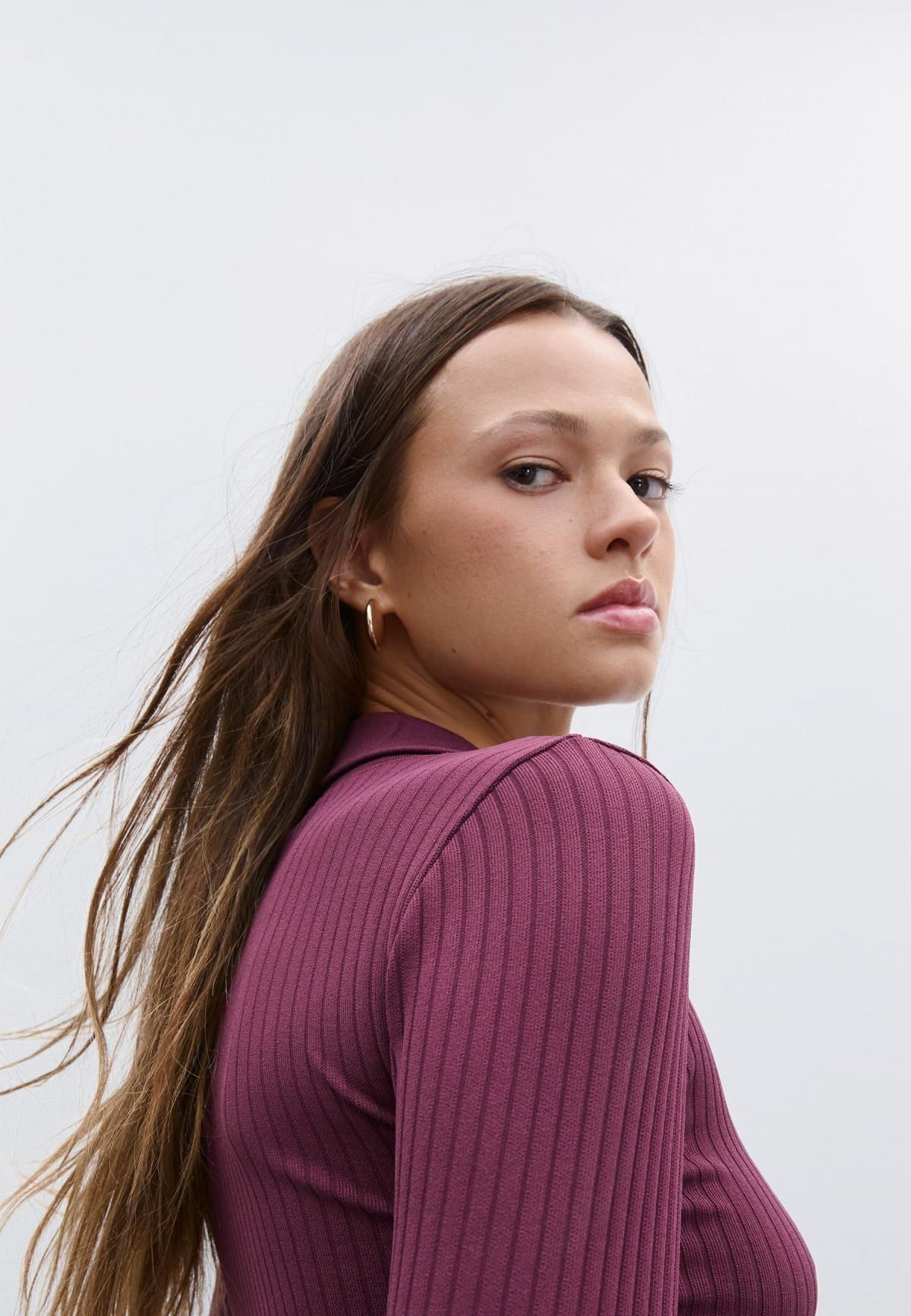 스트라디바리우스 슬림핏 심리스 폴로 카라 긴팔 티셔츠 6537/920 AUBERGINE - 상세 이미지 5