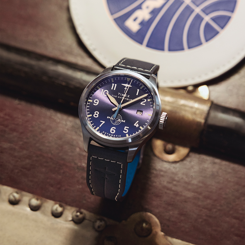 타이맥스 x 팬암 콜라보 워터베리 에이스 가죽손목시계 41mm TW2Y38800