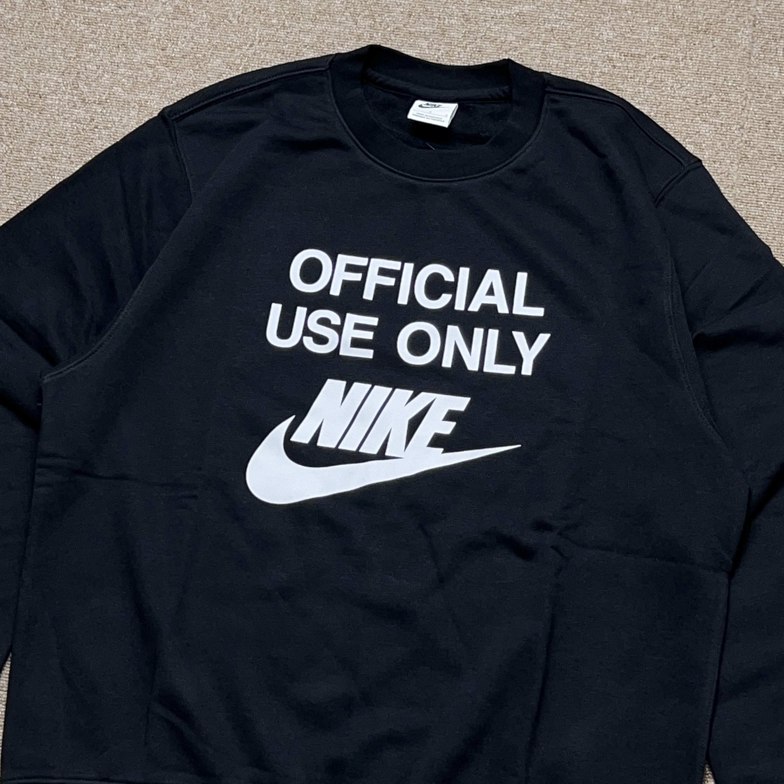 나이키 맨투맨 스우시 프렌치 테리 긴팔티셔츠 블랙 - 상세 이미지 2