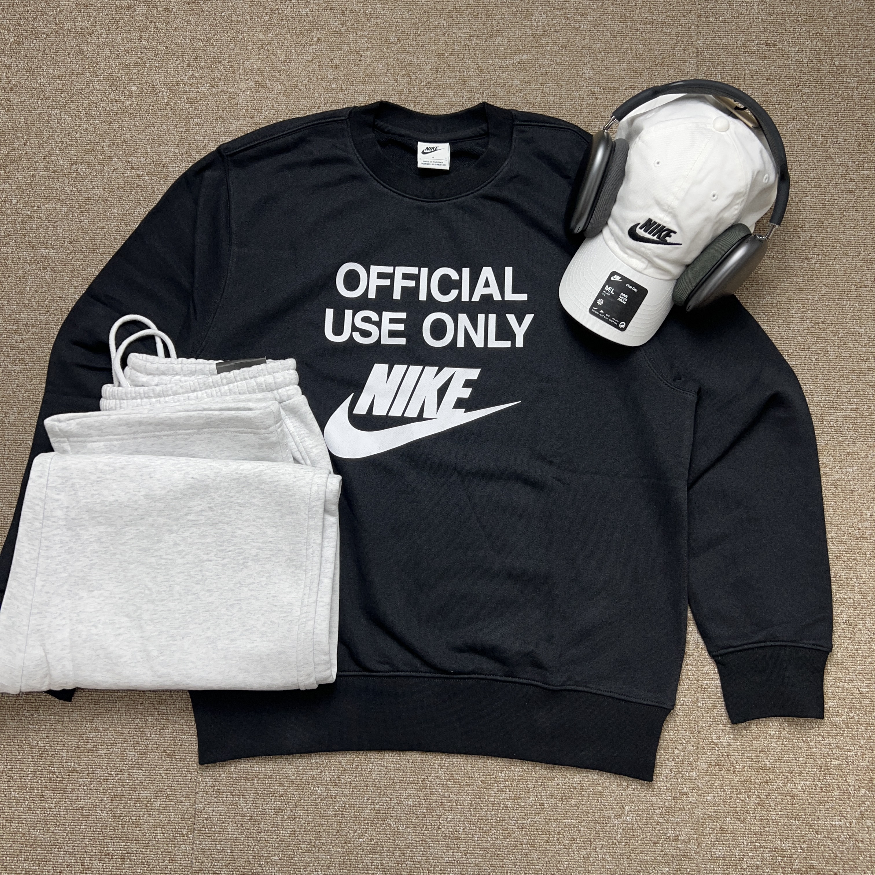 나이키 맨투맨 스우시 프렌치 테리 긴팔티셔츠 블랙 - 상세 이미지 4