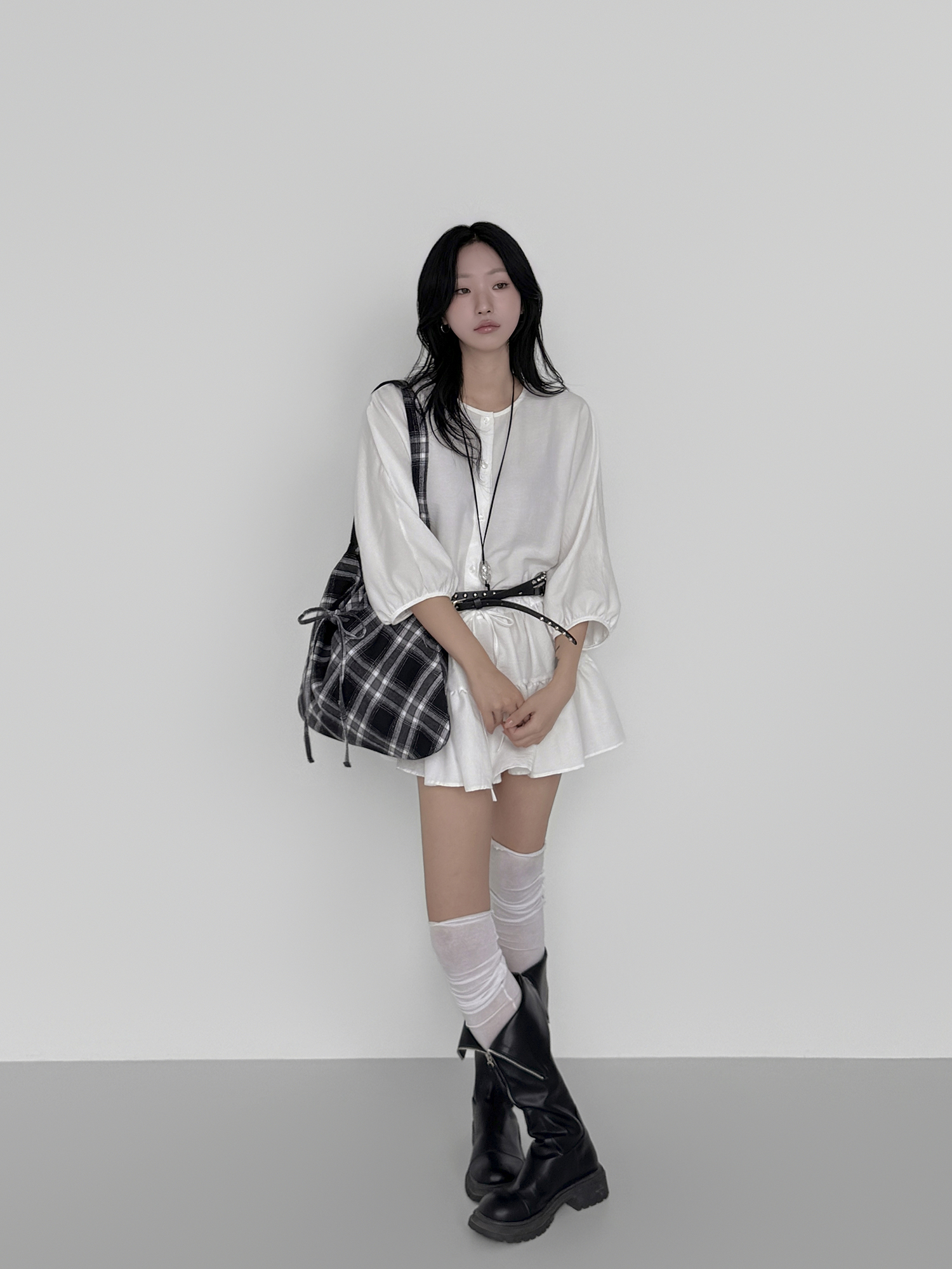 [ATIL STUDIO] 코지 체크 에코 숄더백 _ 블랙 - 상세 이미지 2