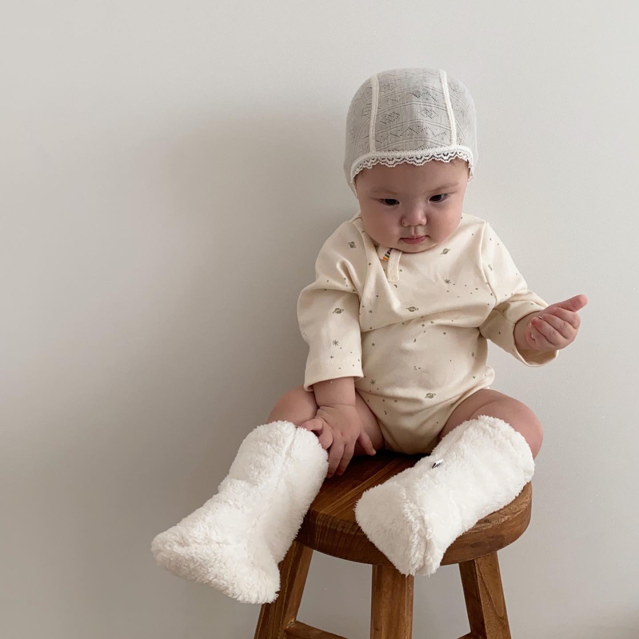 올포홈 아기 풋워머 양말 유아 신생아 겨울 수면 발토시 발워머 베이지