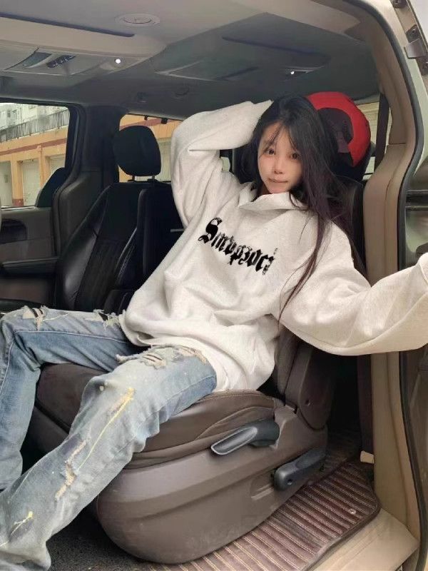 기모 여성 후드티셔츠 가을 겨울용 오버사이즈 스타일로 따뜻하고 편안한 착용감의 캐주얼한 디자인 데일리룩 활용도 높은 - 상세 이미지 3