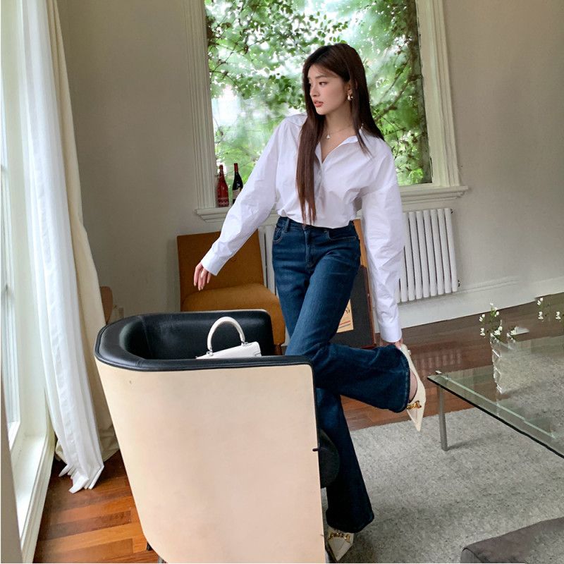 여성 슬림핏 기모청바지 겨울 두꺼운 벨벳 데님팬츠 따뜻한 착용감 부츠컷 디자인 스타일리시한 외출용 데일리룩 - 상세 이미지 3