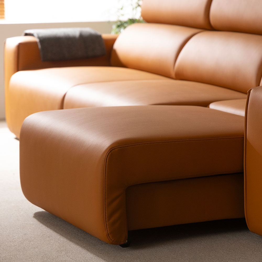 장인가구 조디 수유의자 전동 슬라이딩 확장형 1인용 리클라이너 가죽 소파 독서 수면의자