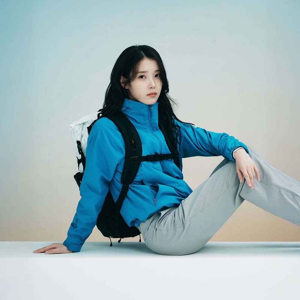 블랙야크 아이유 바람막이 여성 가을 등산 러닝 데일리 후디 자켓 - 상세 이미지 2