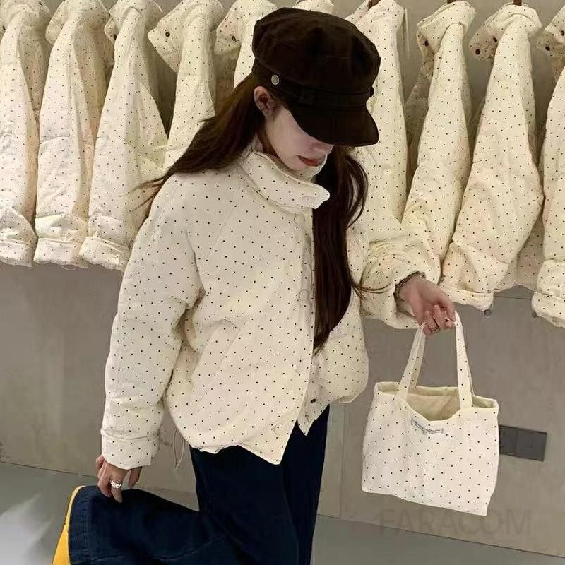 여성 겨울 숏패딩 물방울무늬 따뜻한 재킷 두꺼운 퍼퍼 스타일 캐주얼한 올매치 코튼 코트 느슨한 착용감 편안한 외출용 - 상세 이미지 5
