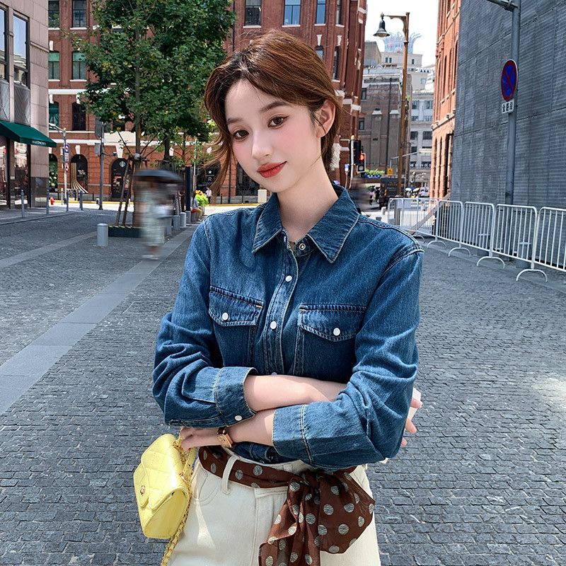 여성 레트로 슬림핏 데님셔츠 봄 가을 레이어드용 긴팔 상의 홍콩 스타일 캐주얼 착용감 좋은 데일리 코디 아이템 청남방 - 상품 이미지