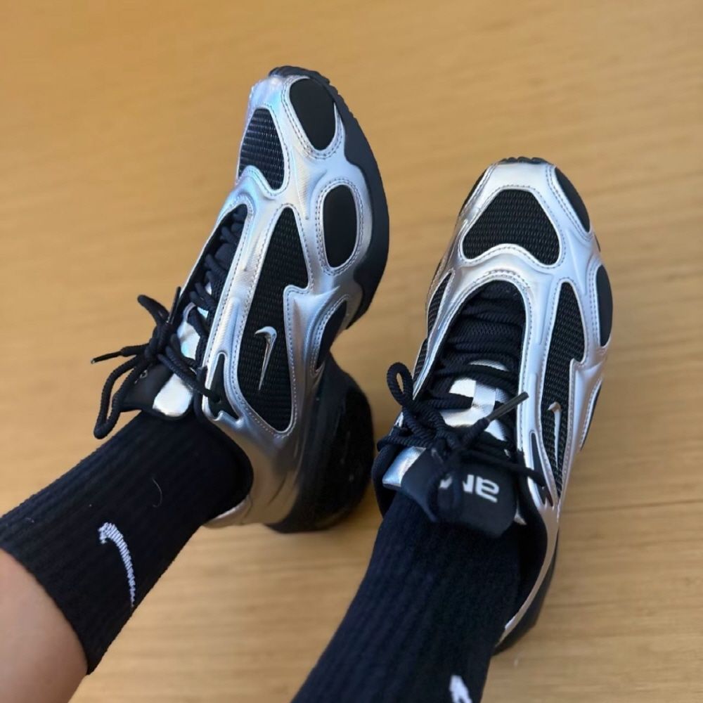 NIKE AIR MAX MUSE BLACK METALLIC SILVER W - 상세 이미지 2