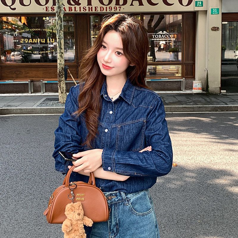 여성용 루즈핏 데님 셔츠 봄가을 캐주얼 스타일 레이어드 가능 청남방 코튼 소재로 편안한 착용감과 레트로한 홍콩 감성의 긴팔 탑 - 상세 이미지 2