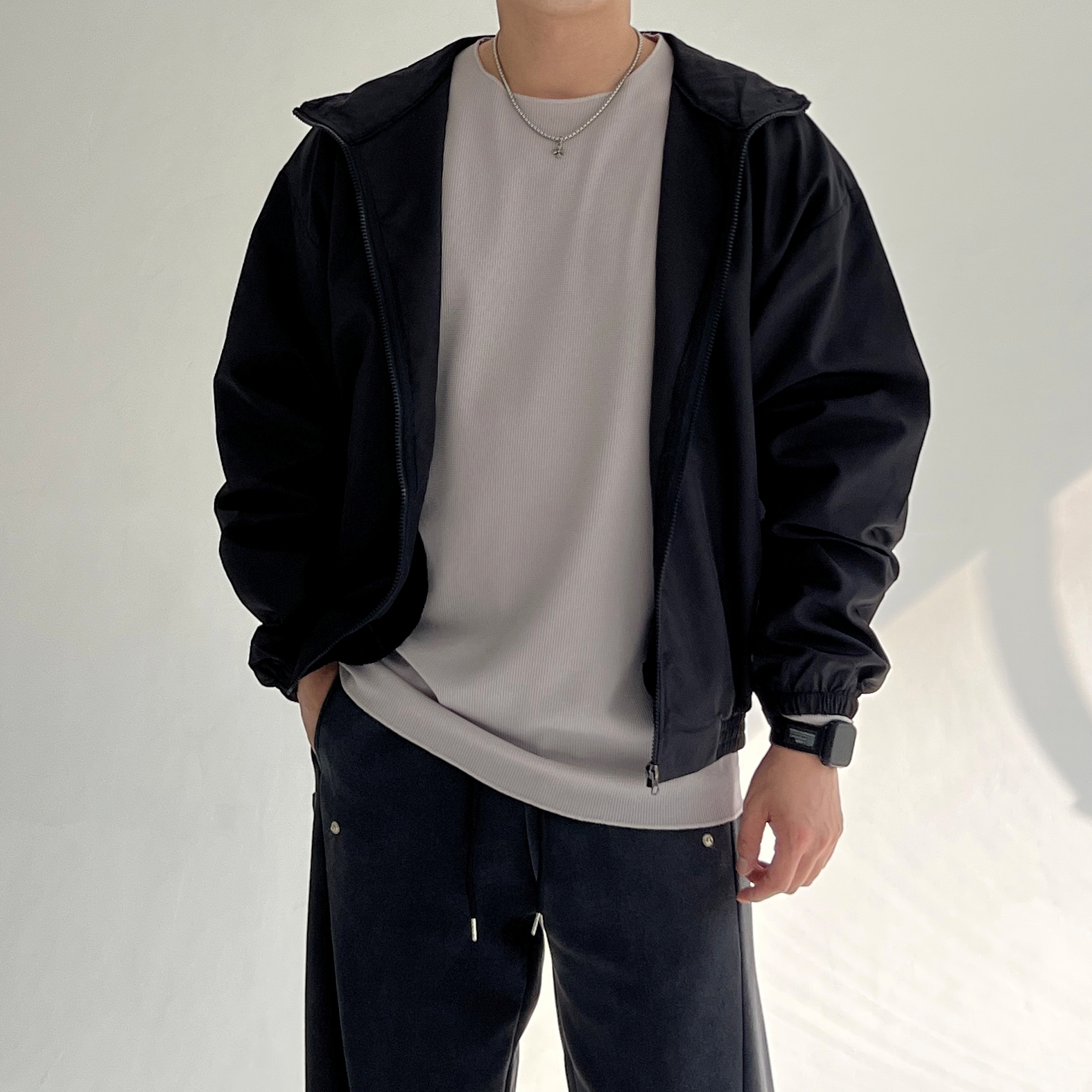 남자바람막이 러닝바람막이 경량 얇은 윈드브레이커 윈드러너 나일론 후드 오버핏 웜업자켓 - 상품 이미지