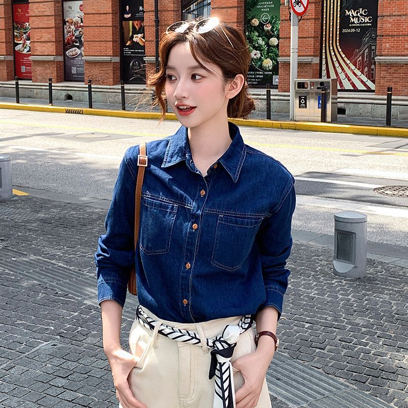 여성용 루즈핏 데님 셔츠 봄 가을 레이어드 스타일 긴팔 캐주얼 탑 홍콩 레트로 감성 시크한 외출용 포켓 디테일 매력적인 스타일링 청남방 - 상세 이미지 4