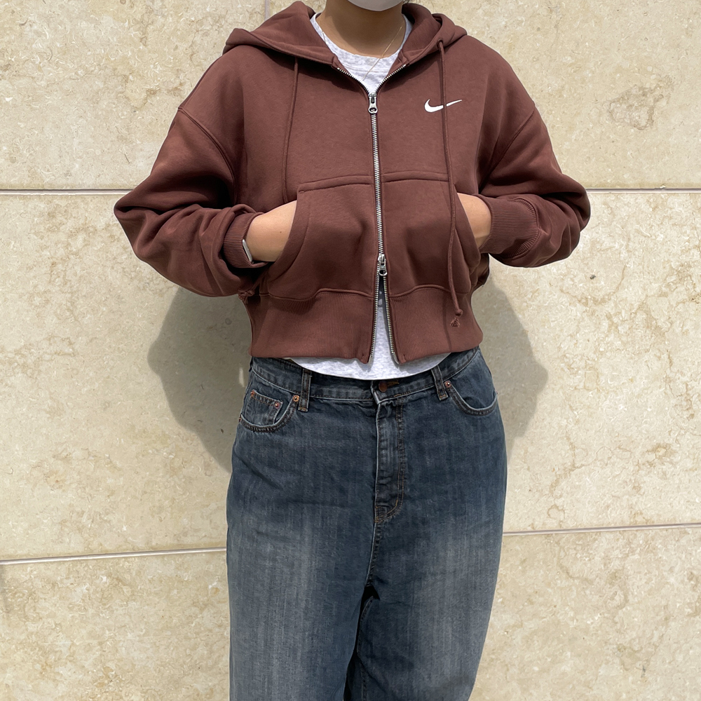 (국내매장판) 나이키 여성 후드티 후드 집업 크롭 오버핏 피닉스 스우시 클럽 긴팔 티셔츠 이미지 4