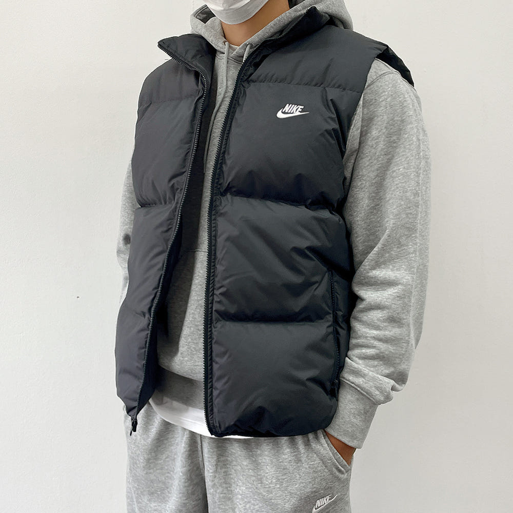 2. 나이키 패딩 조..