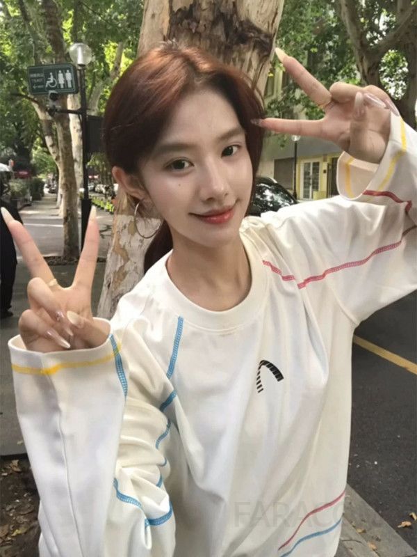 여성 긴팔 티셔츠 순면 가을 프린팅 라운드 편안한 착용감 캐주얼 스타일 데일리룩 레이어드 활용도 높은 디자인 - 상세 이미지 4