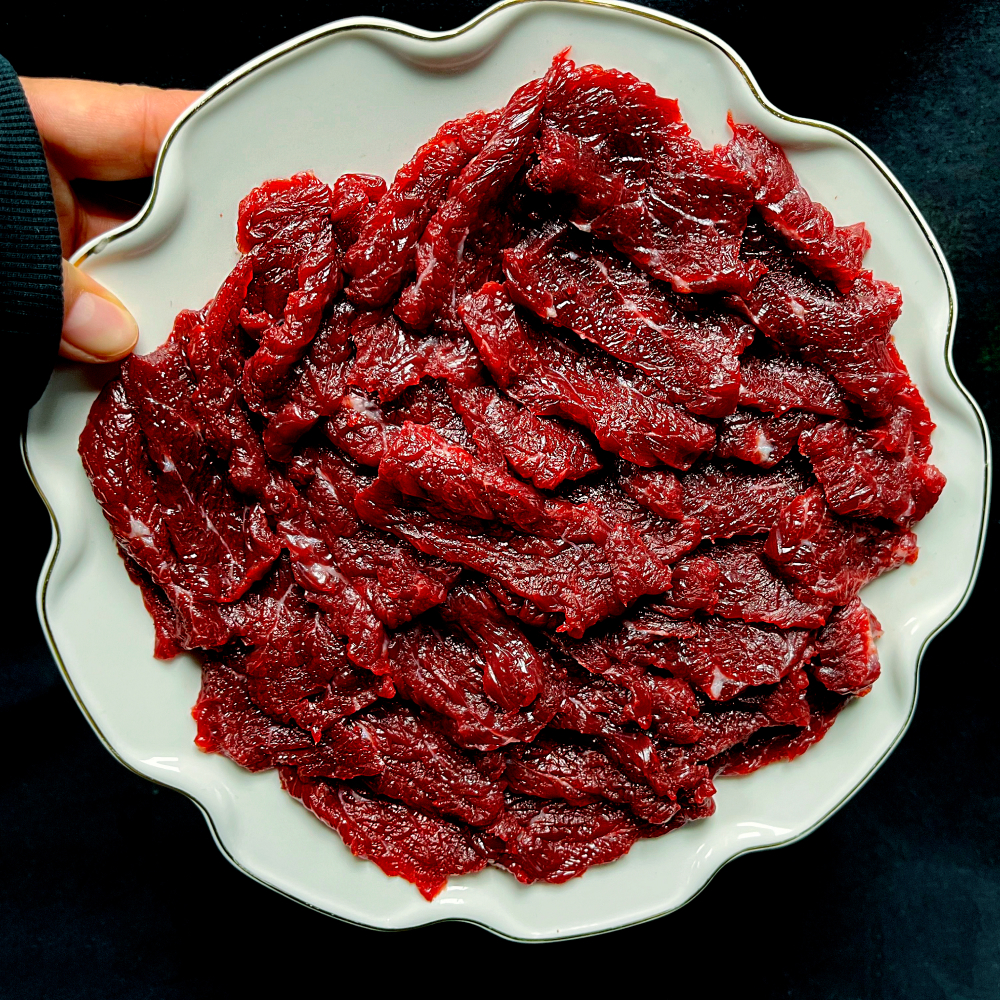 한우 뭉티기 120g 생고기 육사시미 우둔살 소스포함 - 상세 이미지 2