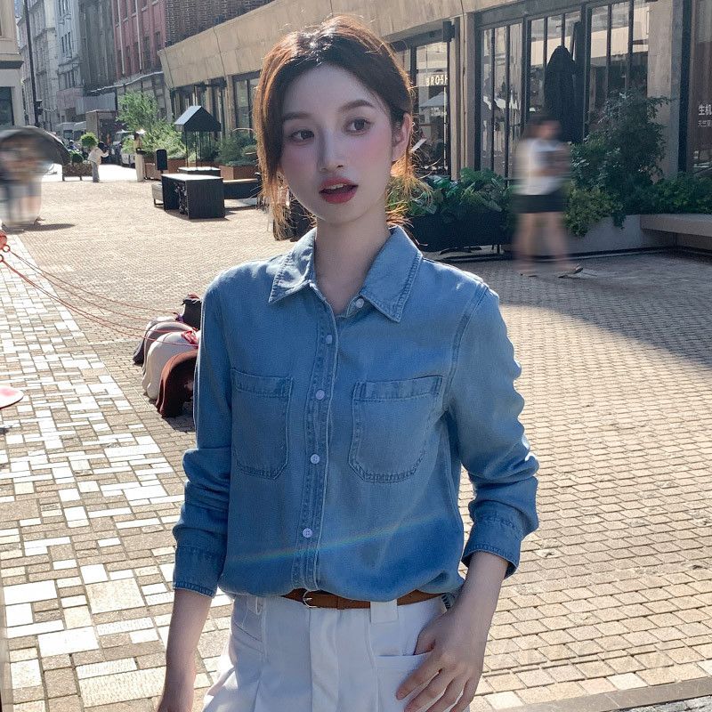 여성용 루즈핏 데님 자켓 봄 가을 레이어드 스타일 오버핏 청셔츠 캐주얼한 착용감과 편안함을 제공하는 데일리 아우터 - 상품 이미지