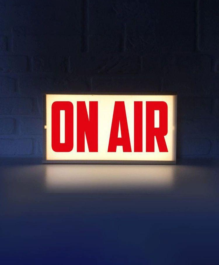 ONAIR 조명 스튜디오 인테리어 온에어 녹음 사인 라이트 매장용 간판 음식점 전체 조명 화이트 베이스 30x15cm 멀티컬러 리모컨 USB 플러그인 - 상품 이미지