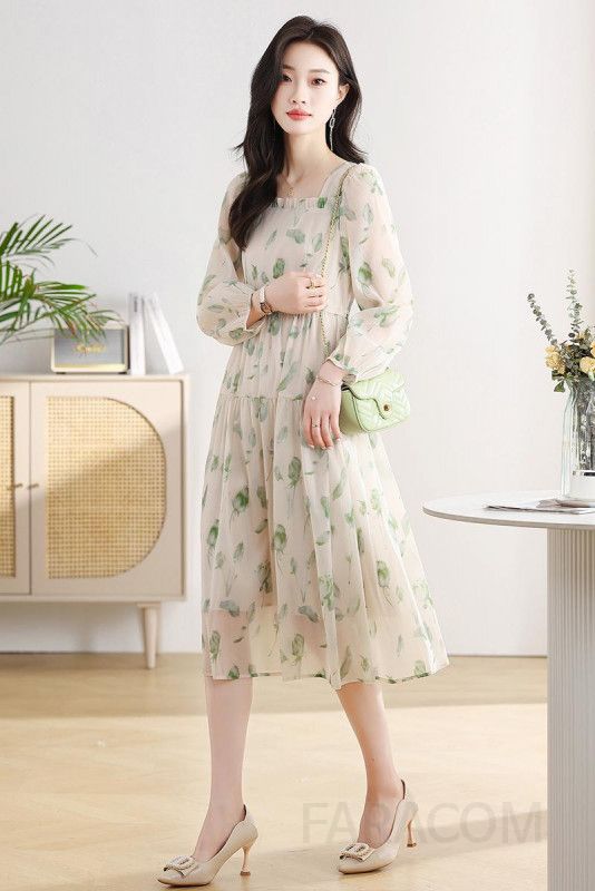 봄 플라워롱원피스 여성용 쉬폰소재로 가볍고 우아한 스타일 하객룩으로도 적합한 슬림핏 퍼프 슬리브 디자인 이미지 6