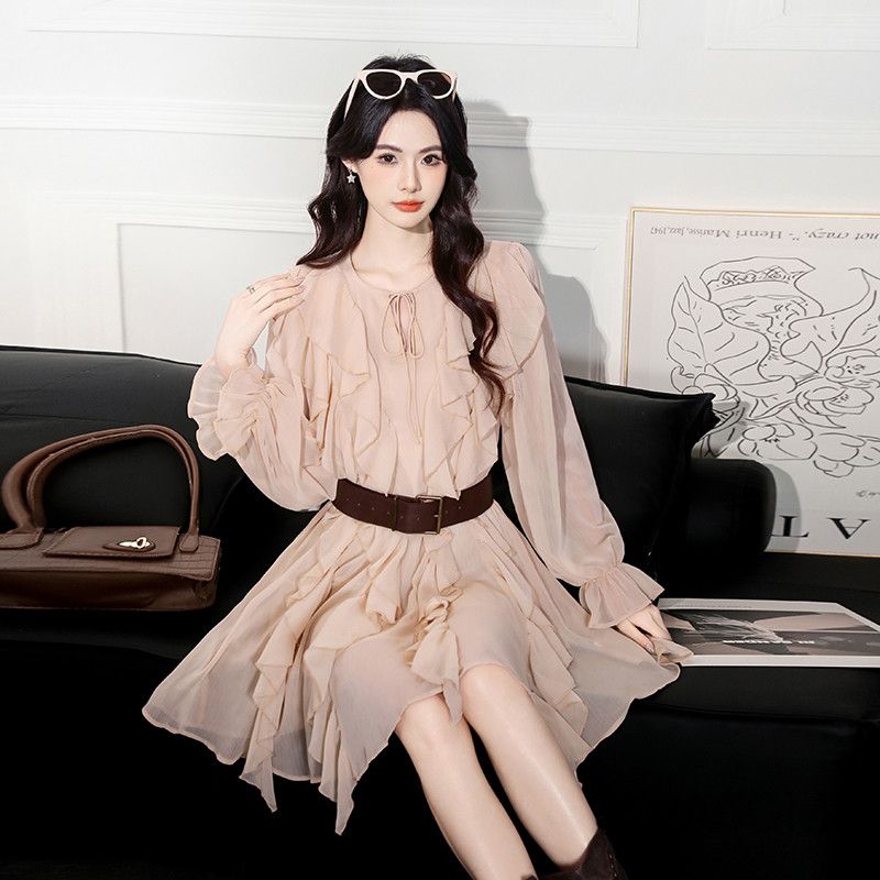 가을 여성 긴팔 롱원피스 A라인 스타일 벨티드 드레스 기모 소재로 따뜻한 착용감 데일리룩 및 하객룩으로 적합한 클래식한 디자인 - 상세 이미지 2