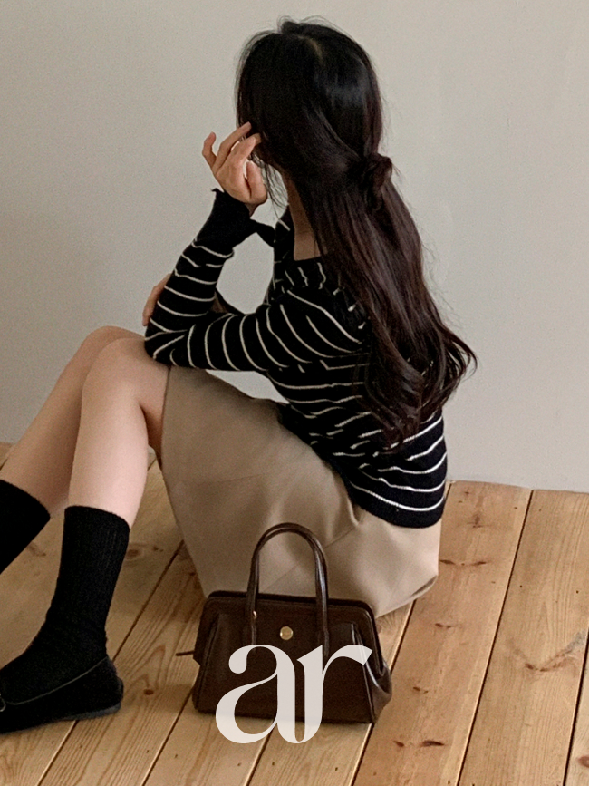 아벨린 라운드넥 골지 스트라이프 슬림핏 버튼 가디건 cd3487 - 상세 이미지 4