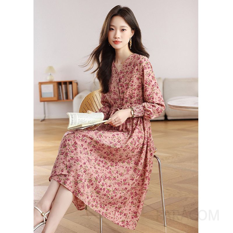 핑크 플라워 패턴 여성 긴팔 가을 원피스 우아한 프랑스 스타일 무릎 길이 드레스 여성스러운 실루엣과 고급스러운 디자인의 데일리 룩에 적합한 아이템 - 상세 이미지 3
