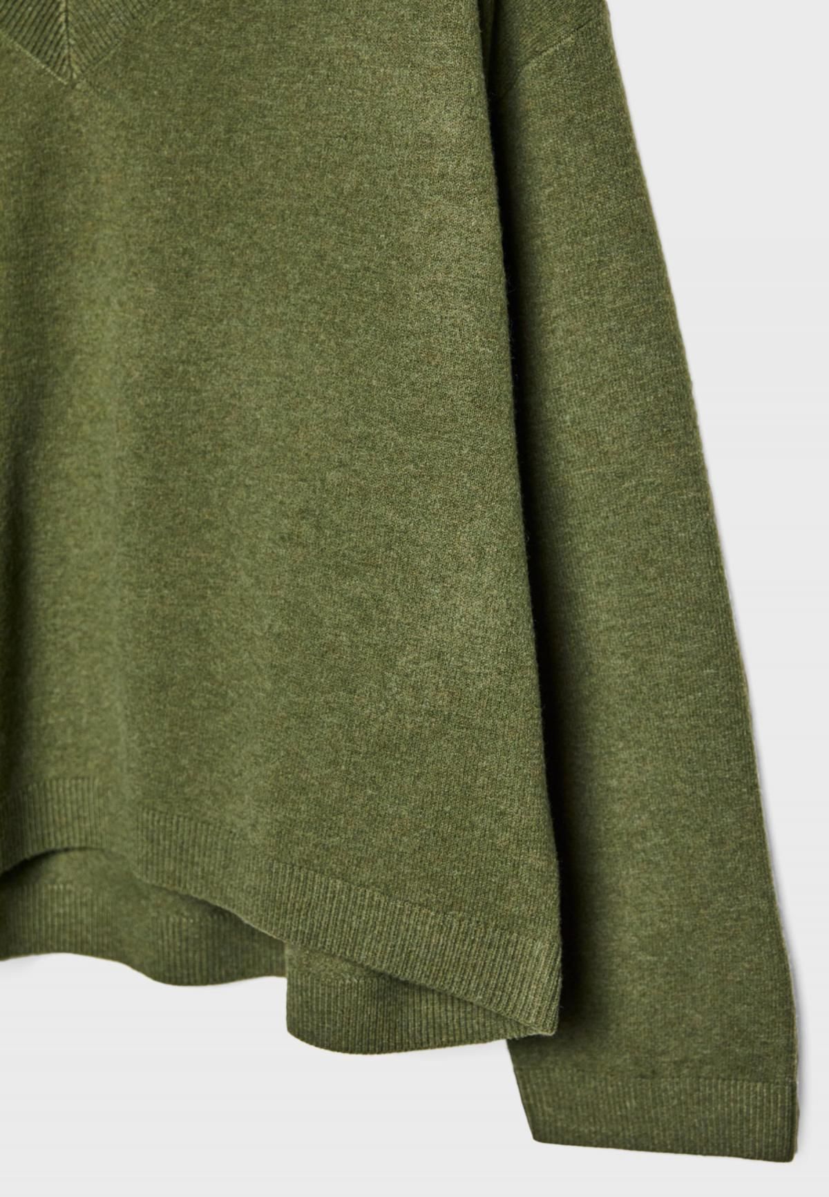스트라디바리우스 소프트터치 브이넥 니트 스웨터 5036/465 OLIVE GREEN - 상세 이미지 3