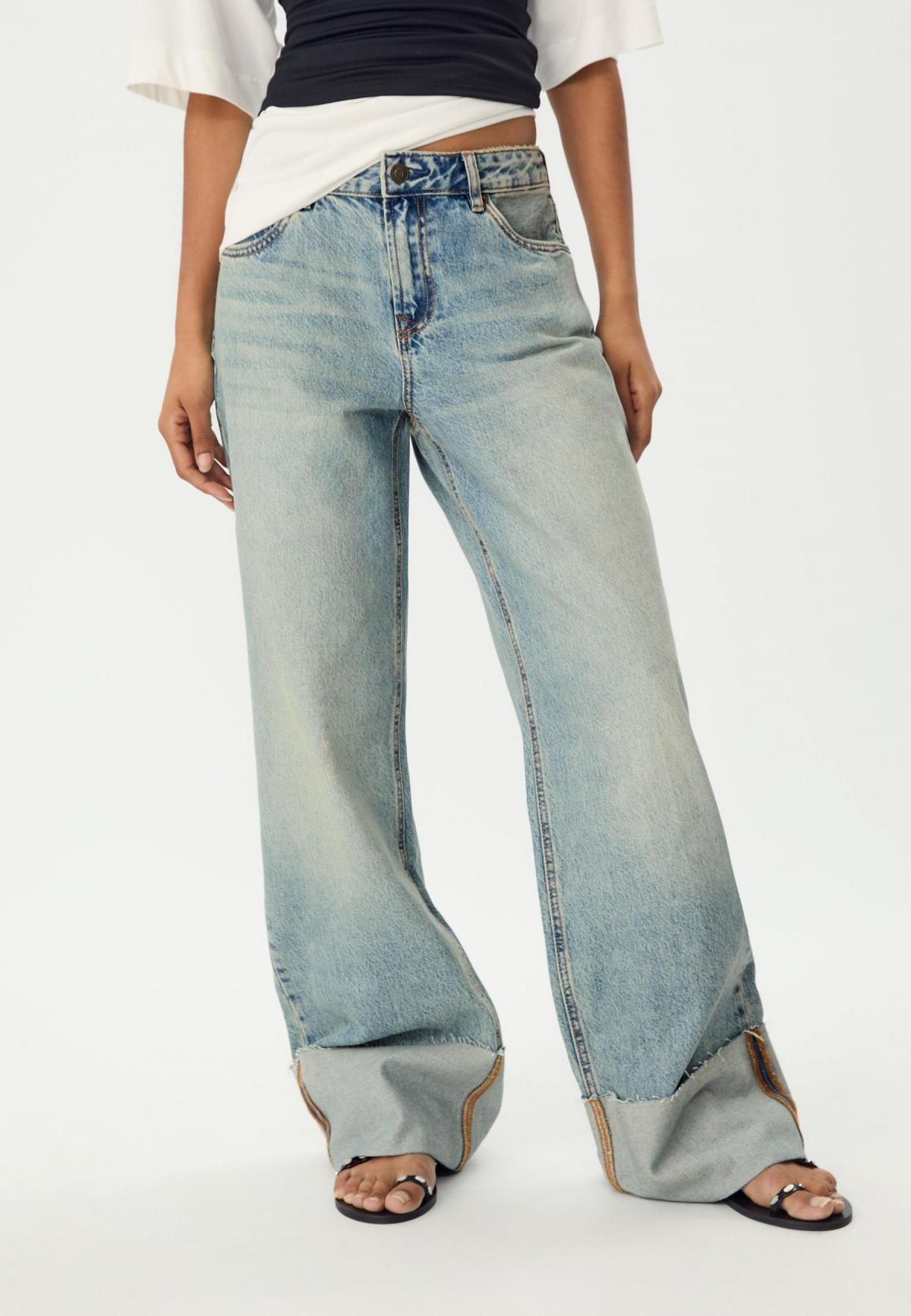 스트라디바리우스 트렌디 와이드 스트레이트 데님 턴업 청바지 4865/915 MEDIUM BLUE DENIM - 상품 이미지