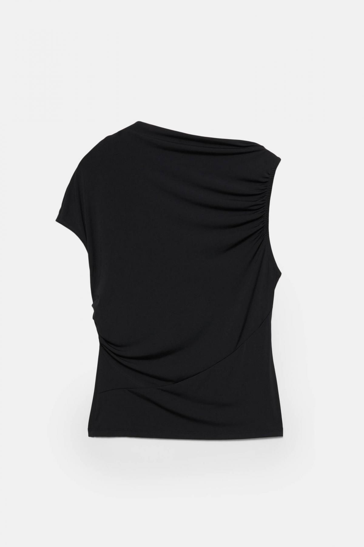 풀앤베어 모던 언발란스 셔링 반팔 탑 7152/300 BLACK - 상품 이미지