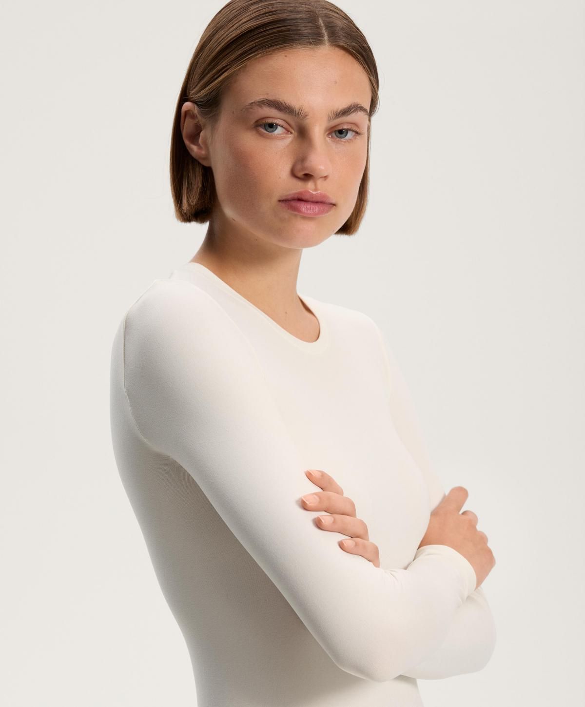 오이쇼 화이트 심리스 베이스레이어 긴팔 티셔츠 0216/396 PALEECRU - 상세 이미지 5