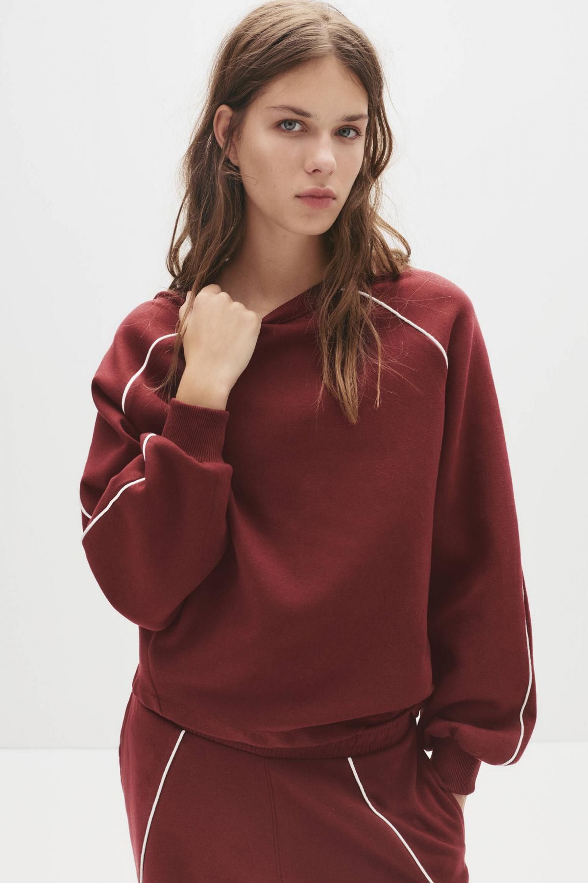 풀앤베어 테크니컬 버건디 파이핑 라운드넥 긴팔 맨투맨 7560/308 MAROON - 상세 이미지 2