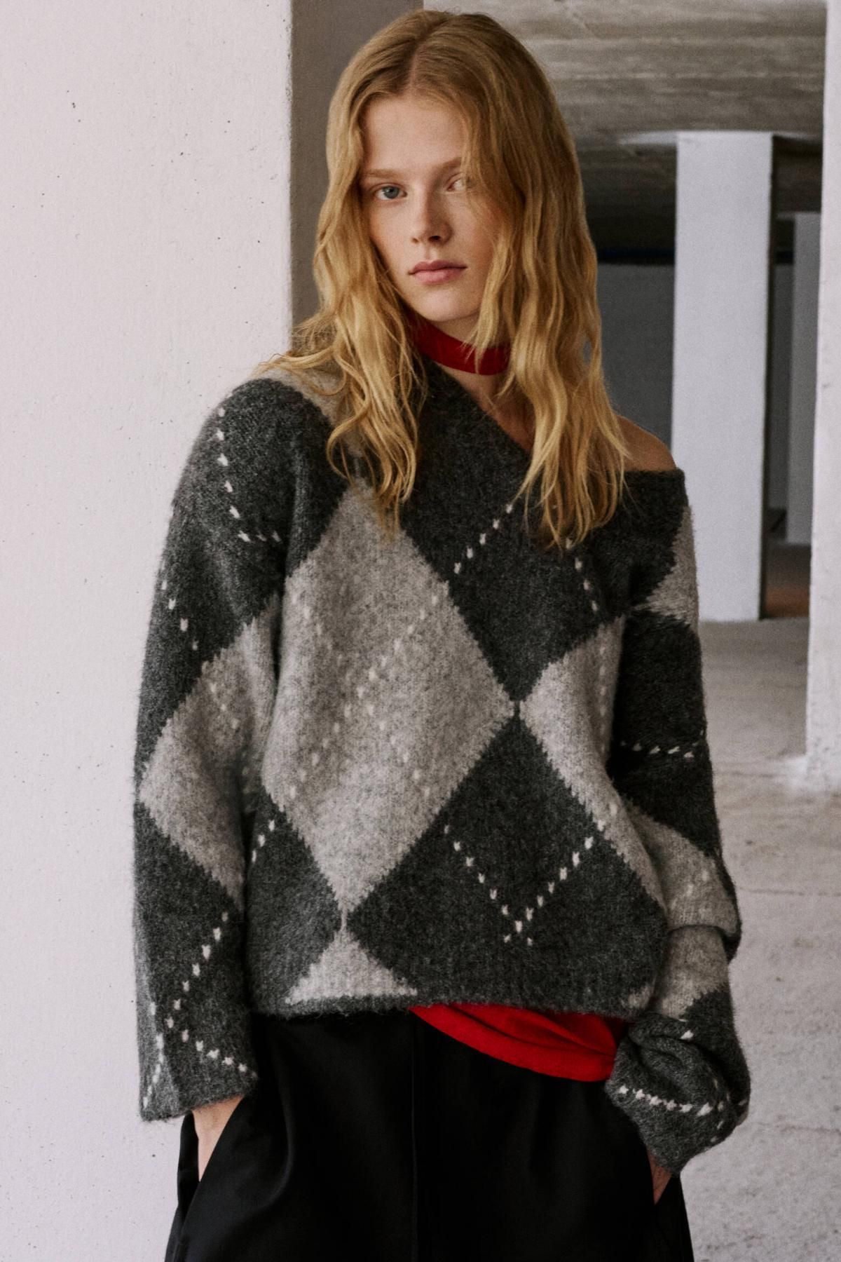 풀앤베어 다이아몬드 아가일 브이넥 울블렌드 스웨터 7550/356 ANTHRACITE GREY - 상세 이미지 2